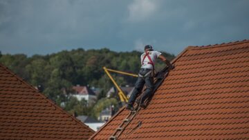 Dom opieki Warszawa – jak wybrać odpowiednie miejsce dla bliskich?